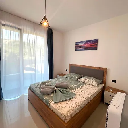 Eg - Rana E Hedhun Apartman Shëngjin